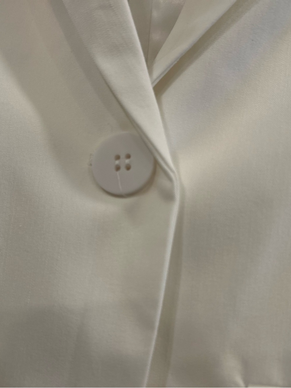 White Blazer Women's Size Small

Single-Button - Picture 5 of 5